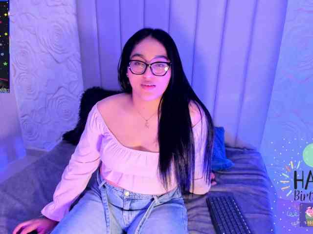 LyaDubois webcam