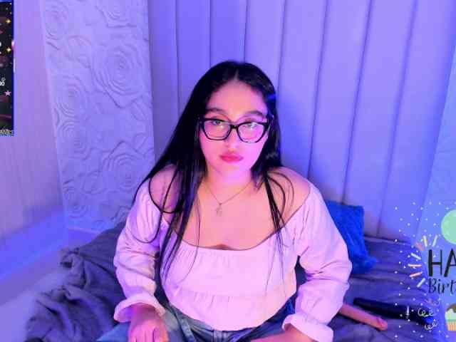 LyaDubois webcam
