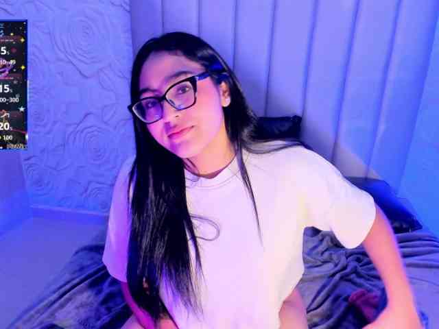 LyaDubois webcam