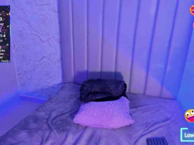 LyaDubois webcam