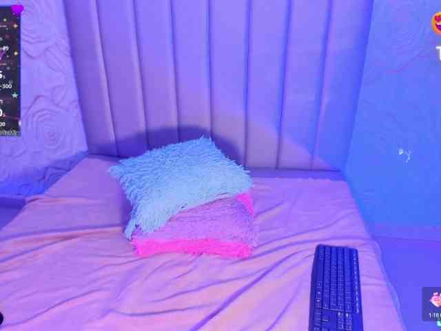 LyaDubois webcam