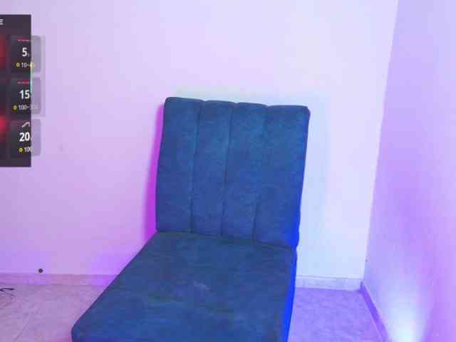 LyaDubois webcam