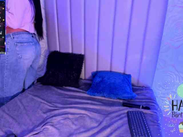 LyaDubois webcam