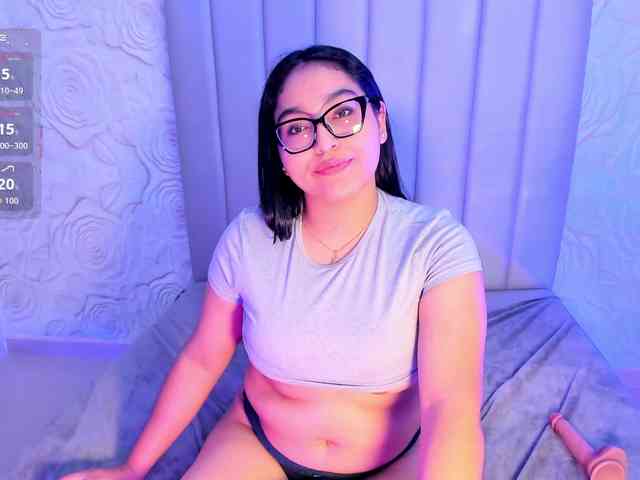LyaDubois webcam