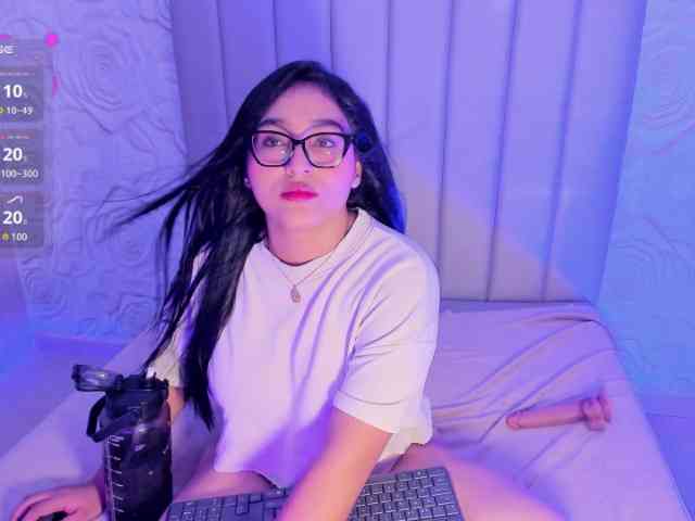 LyaDubois webcam