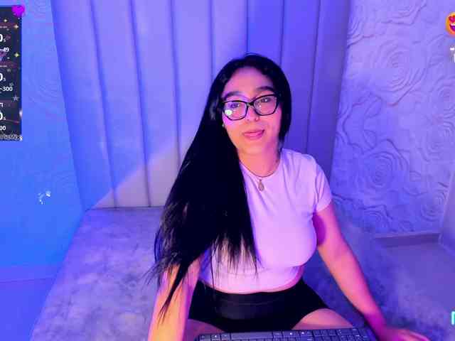 LyaDubois webcam