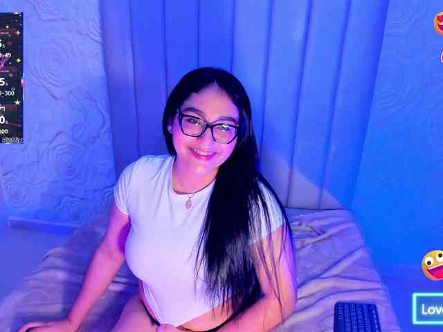 LyaDubois webcam