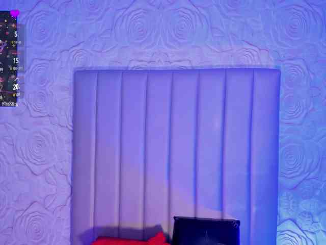 LyaDubois webcam
