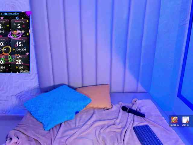 LyaDubois webcam