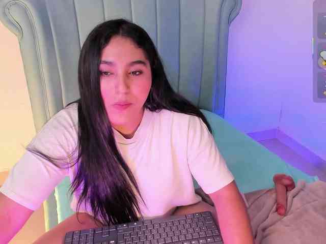 LyaDubois webcam