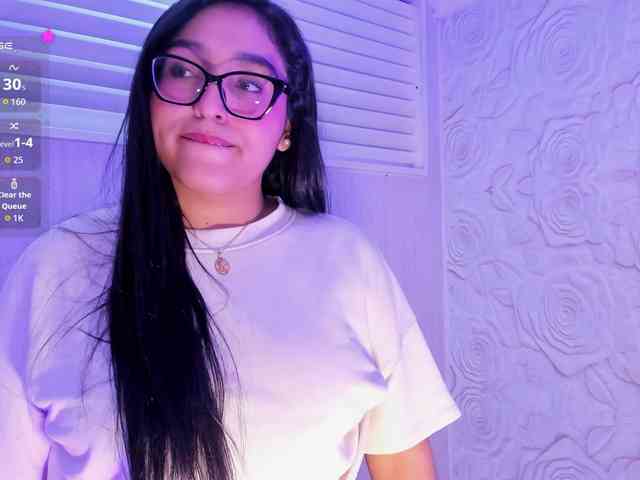 LyaDubois webcam