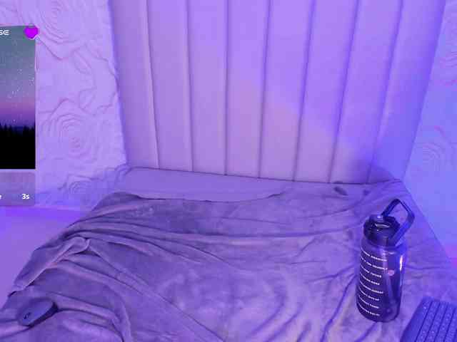 LyaDubois webcam