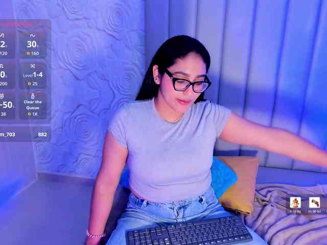 LyaDubois webcam