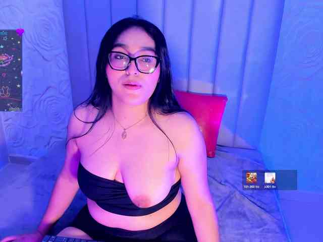 LyaDubois webcam