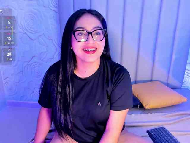 LyaDubois webcam