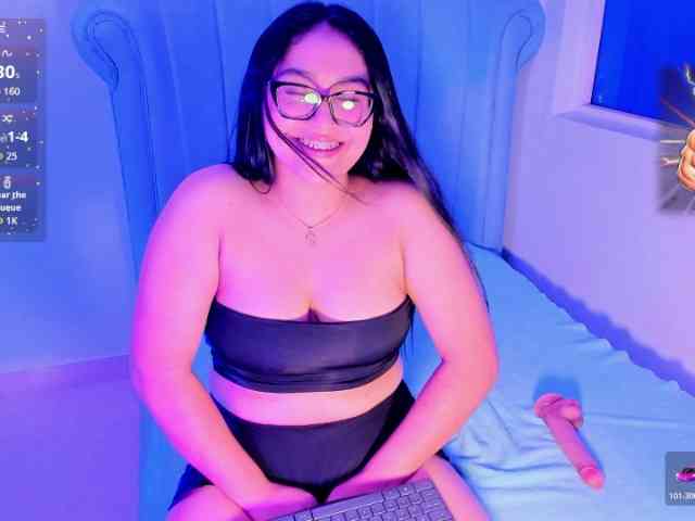 LyaDubois webcam