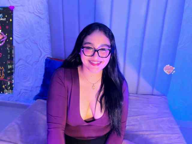 LyaDubois webcam