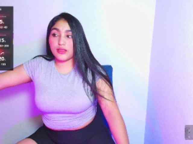 LyaDubois webcam
