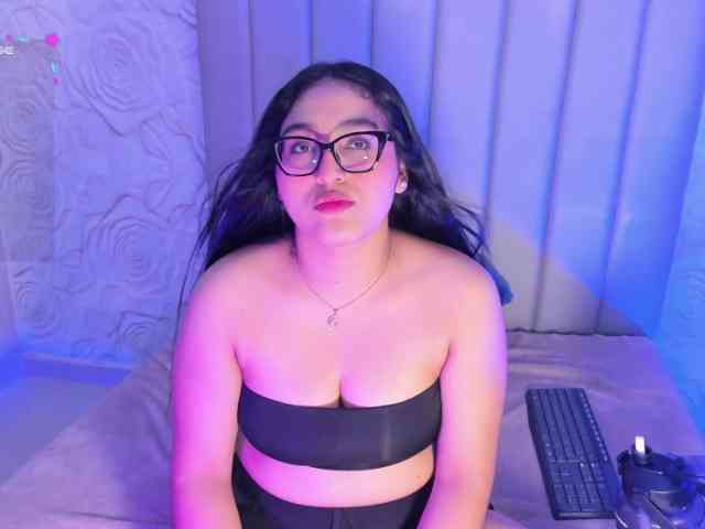 LyaDubois webcam