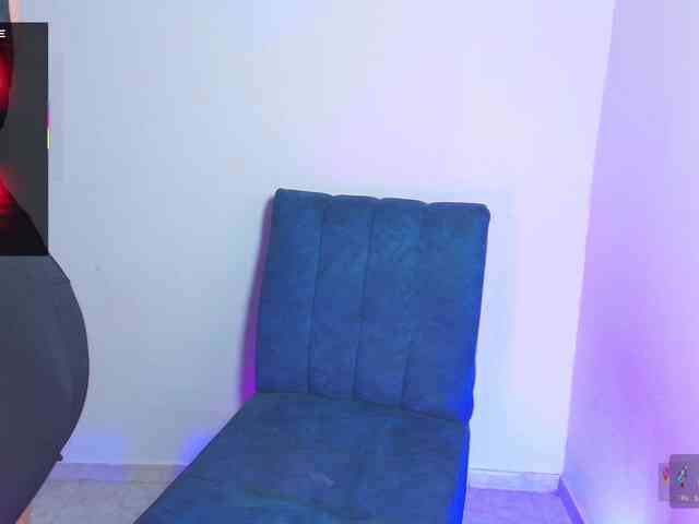 LyaDubois webcam