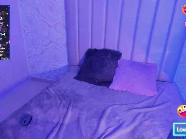 LyaDubois webcam