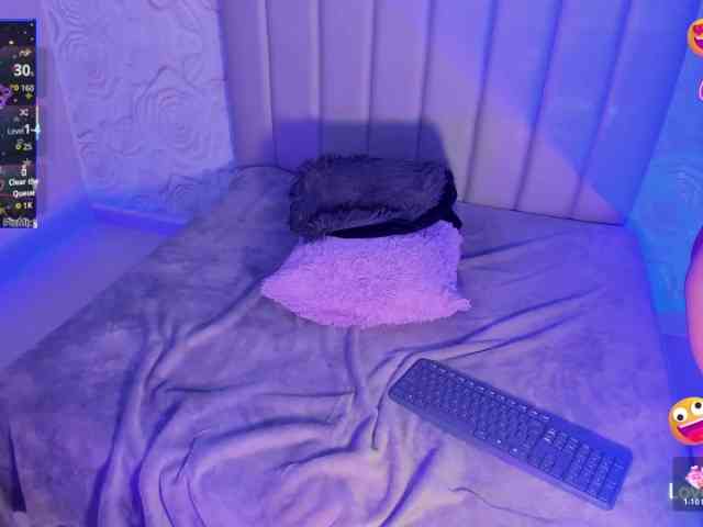 LyaDubois webcam