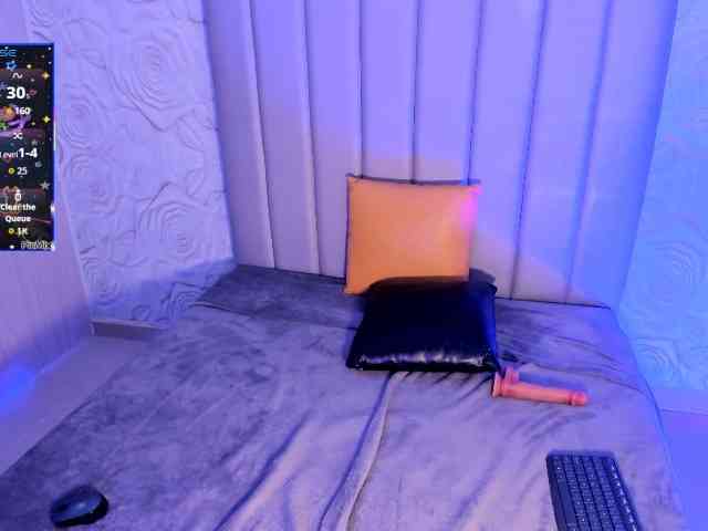 LyaDubois webcam