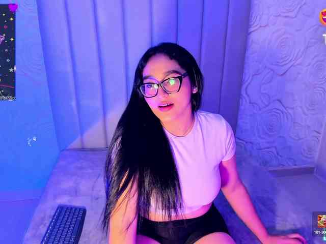 LyaDubois webcam