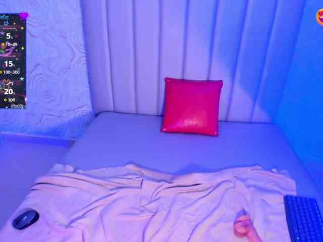 LyaDubois webcam