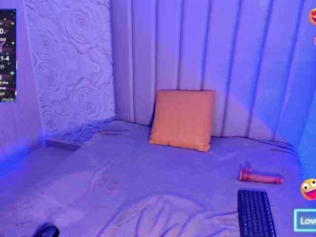 LyaDubois webcam