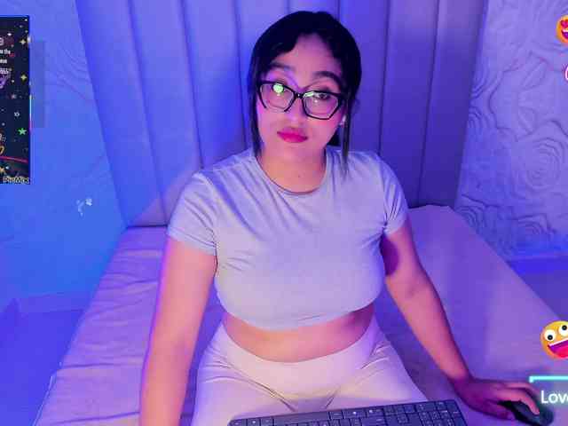 LyaDubois webcam