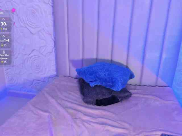 LyaDubois webcam