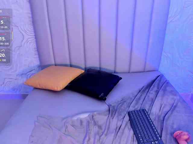 LyaDubois webcam