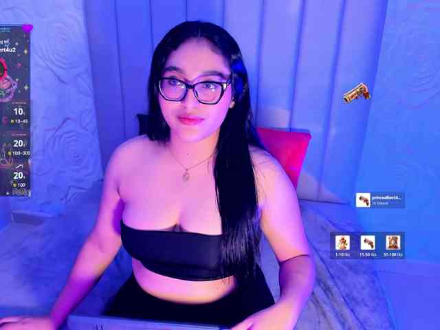 LyaDubois webcam