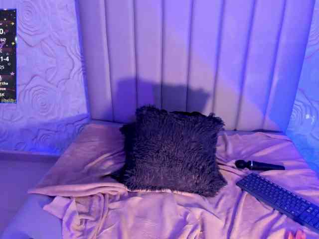 LyaDubois webcam