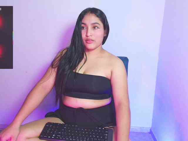 LyaDubois webcam