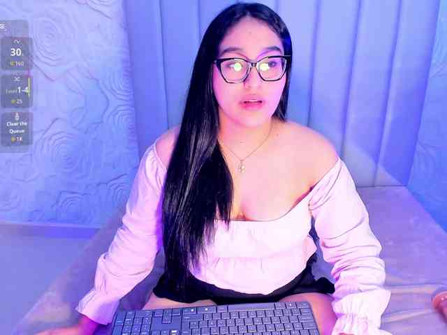 LyaDubois webcam
