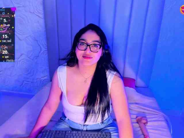 LyaDubois webcam