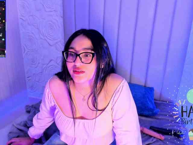 LyaDubois webcam