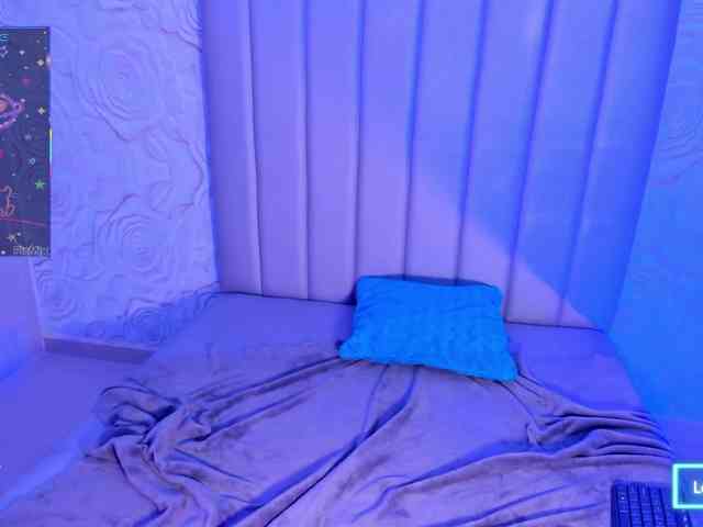 LyaDubois webcam