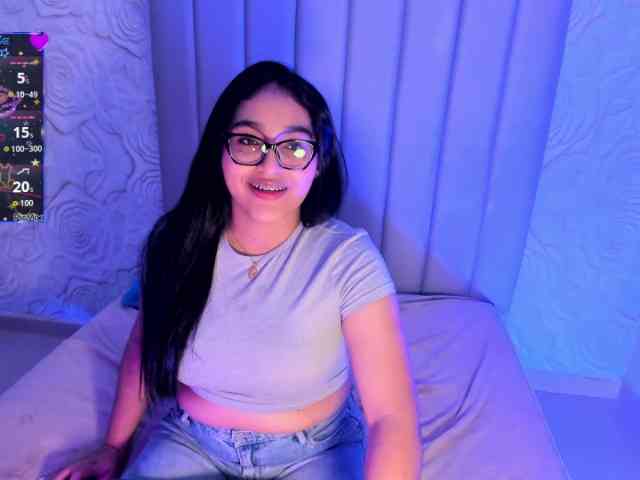 LyaDubois webcam