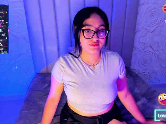 LyaDubois webcam
