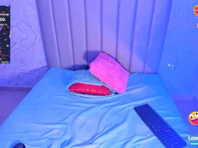 LyaDubois webcam