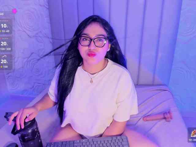 LyaDubois webcam