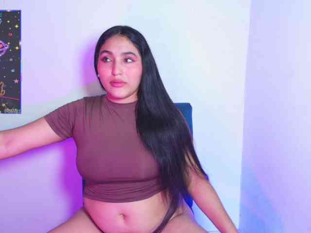 LyaDubois webcam