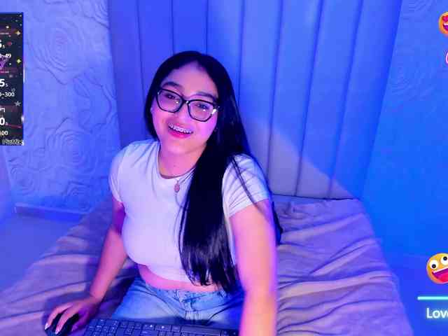 LyaDubois webcam