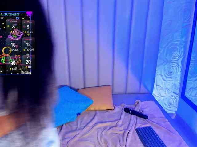 LyaDubois webcam