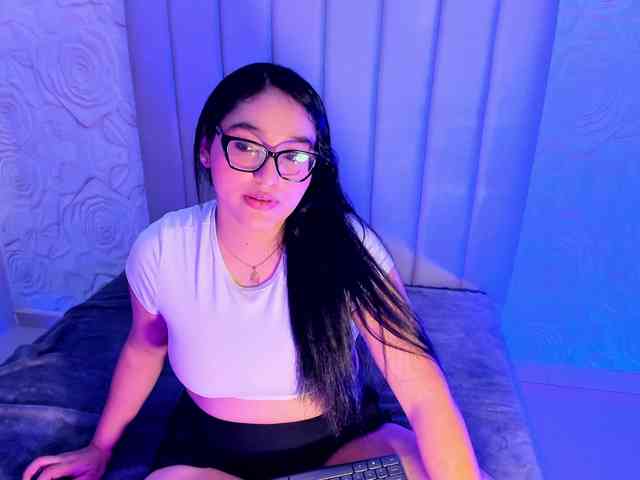 LyaDubois webcam