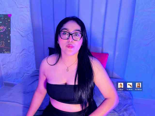 LyaDubois webcam