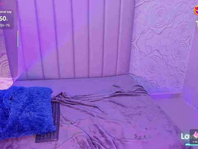 LyaDubois webcam